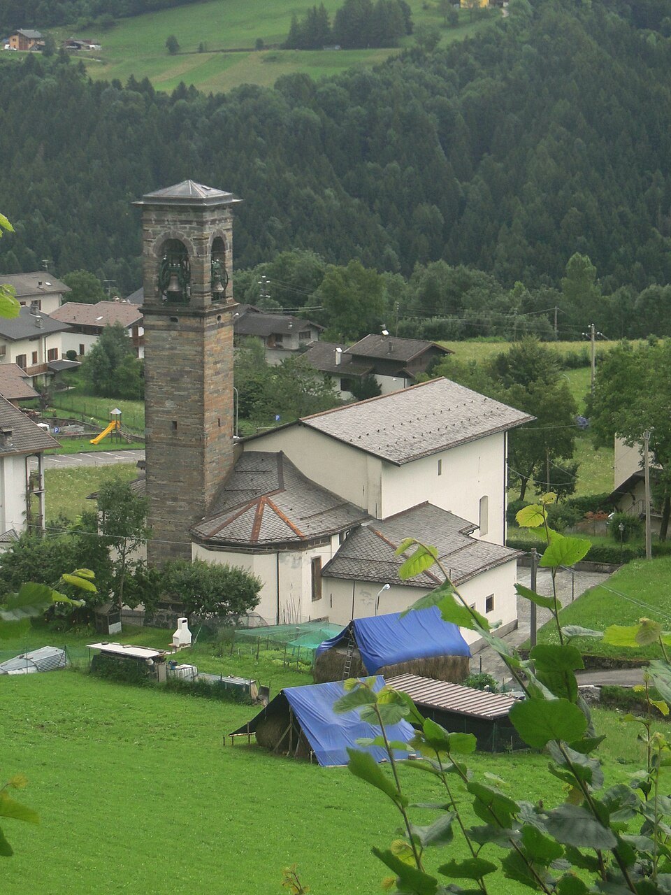 Parrocchia della Santissima Trinità e S. Andrea Apostolo con sede in Vilminore di Scalve loc. Vilmaggiore